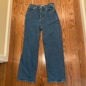 Levi’s Ribcage 26x27 Jeans